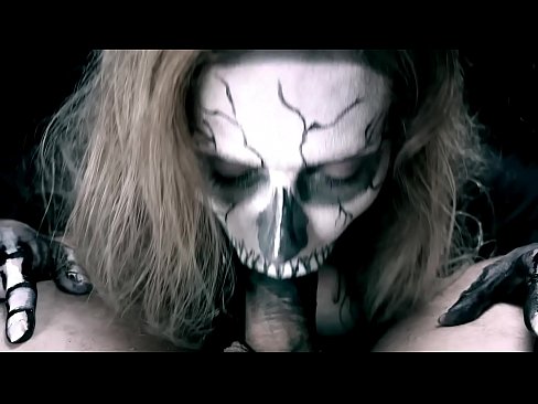 ❤️ ສາວ Demon ດູດ cock ກັບປາກສີດໍາຂອງນາງແລະກືນ cum. ️❌ ວິດີໂອໂປ້ ຢູ່ຄອມ lo.np64.ru